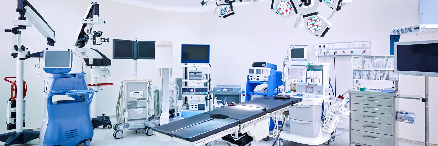 Medical equipment in an operating theatre